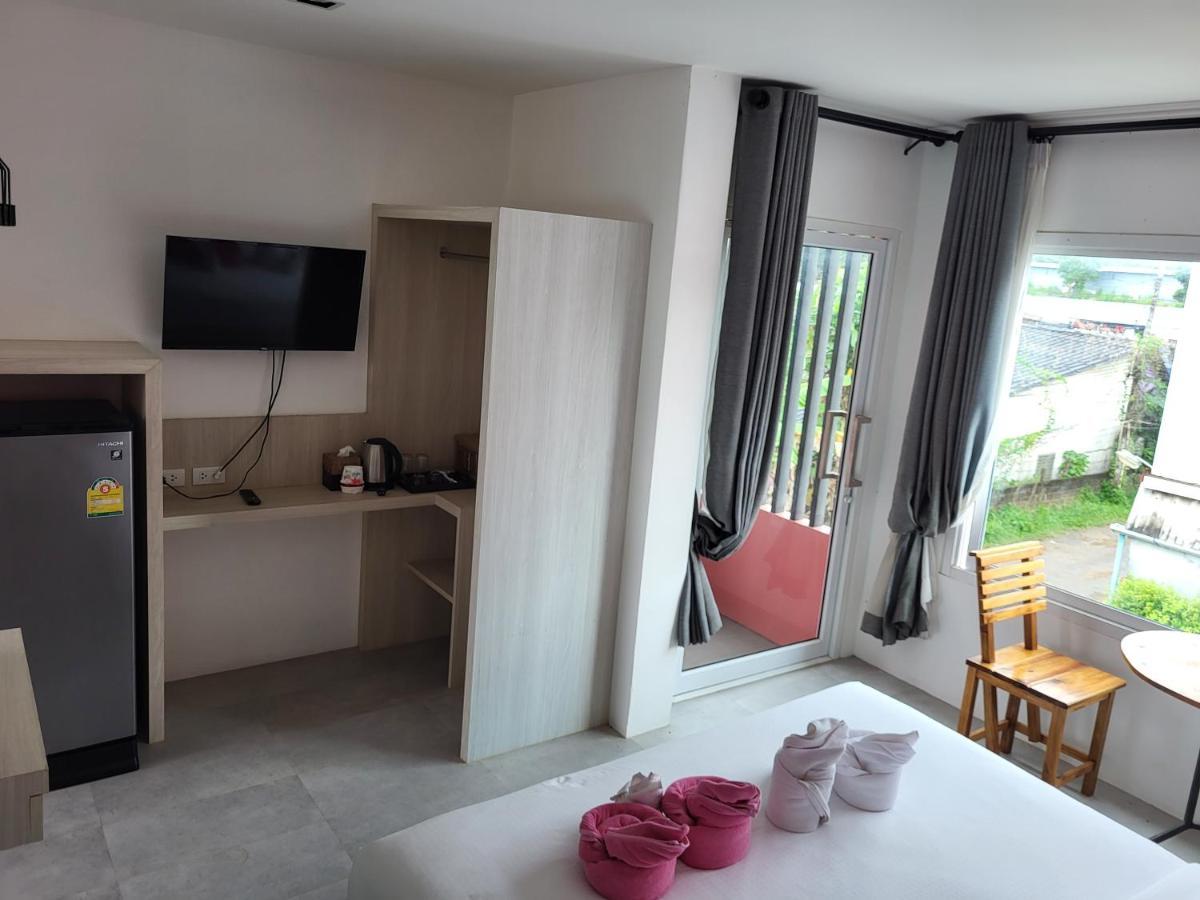 Pinky Hotel By Kanchana (Adults Only) Ко-Ланта Екстер'єр фото